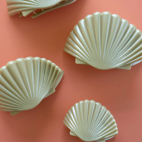 Shimmering Shell Small Flat Hair Clip