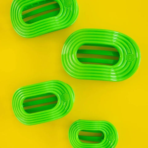 Glow For It Medium Flat Round Hair Clip