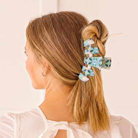 Classic Island House Large Claw Clip